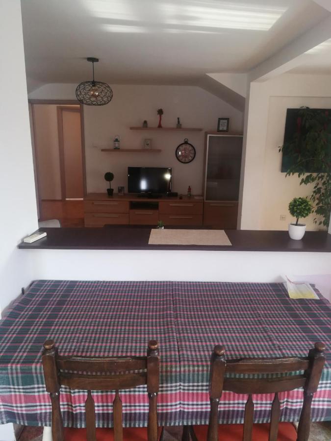 Apartment Nedic โดโบย ภายนอก รูปภาพ
